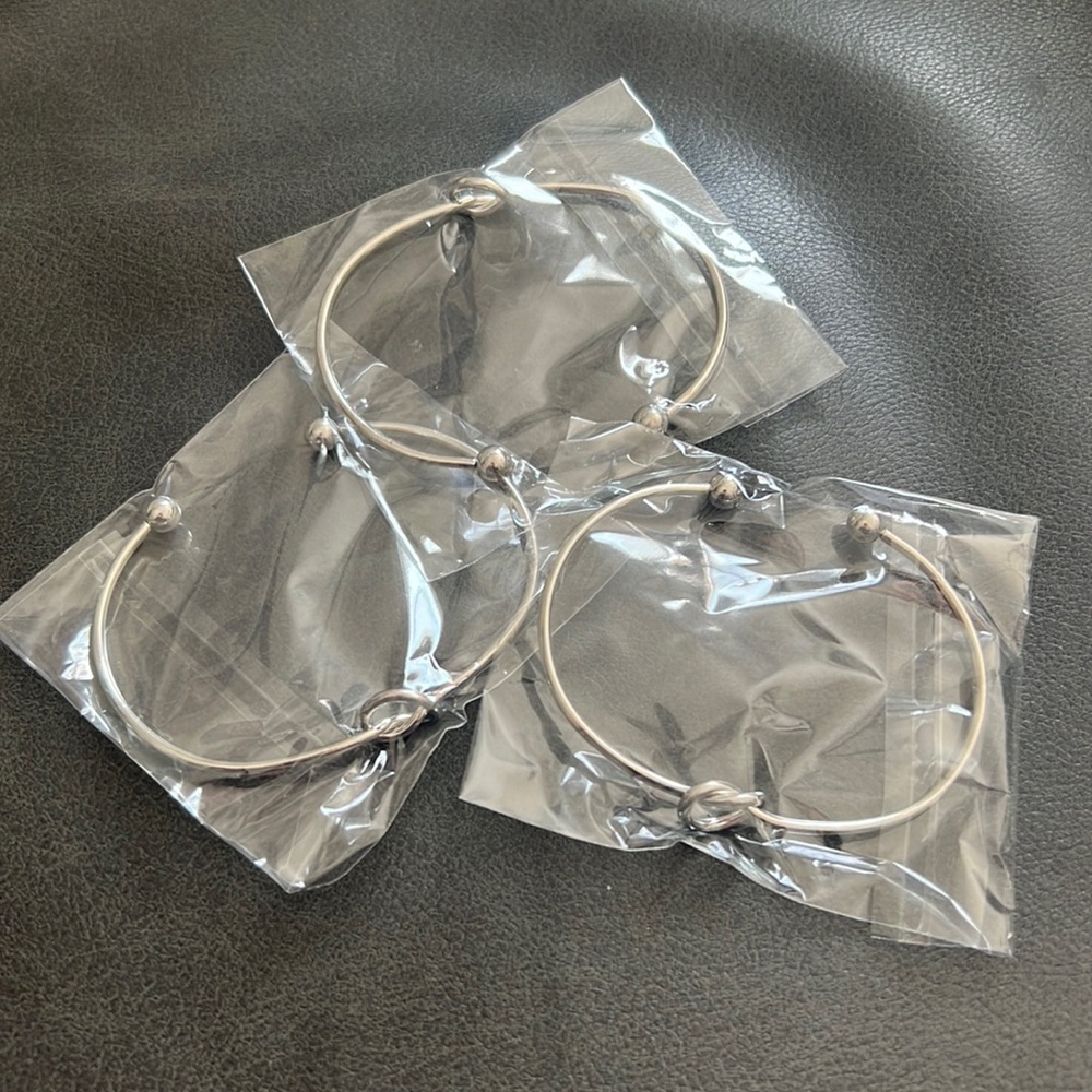 NEW IN BAG knot Bracelets